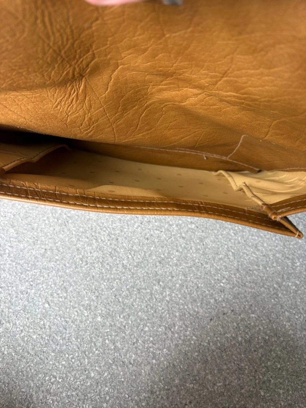 vintage Samsonite Silhouette faux leather travel messenger bag 7.5x14x13